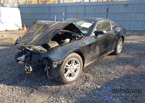 2012 Ford Mustang V6 z USA, uszkodzony, nr VIN 1ZVBP8AM1C5288023